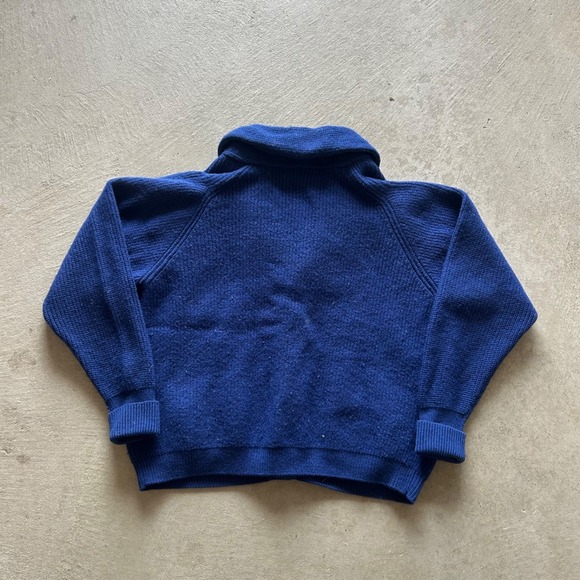 Vintage Hardy Amies Cardigan Sweater Size Medium Blue Pure Wool Wood Knot Button - Picture 4 of 5